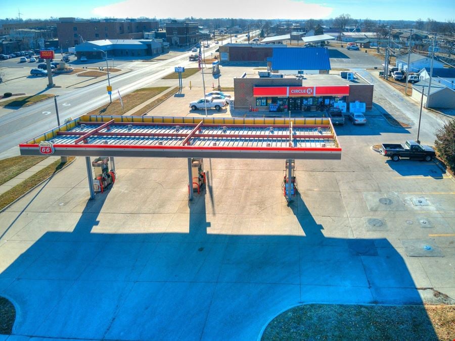 Iowa Gas Station - 1219 1st Ave.