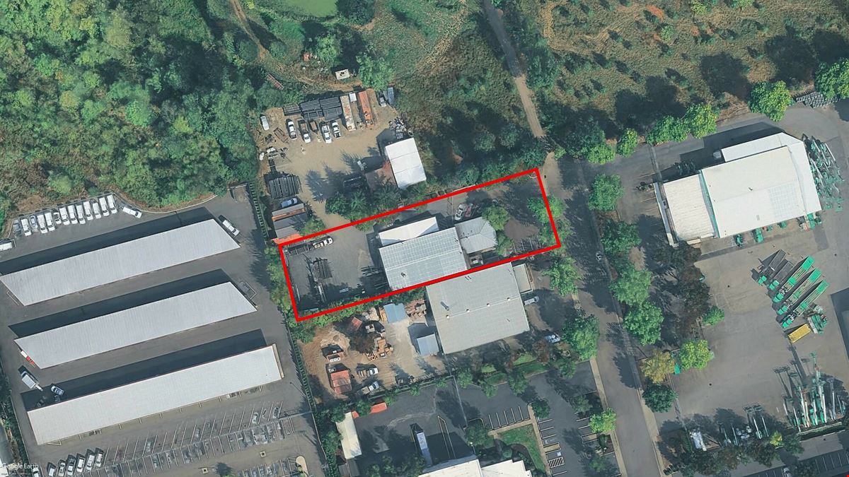 Free-Standing Industrial Building with Fenced Yard