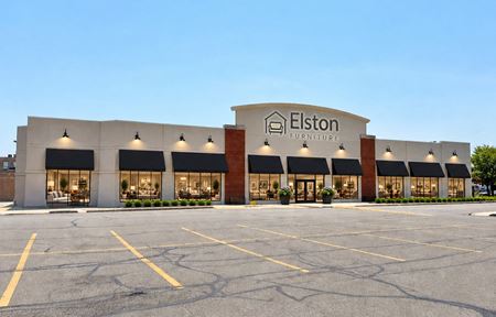 Preview of Retail space for Rent at 2575 N Elston Ave
