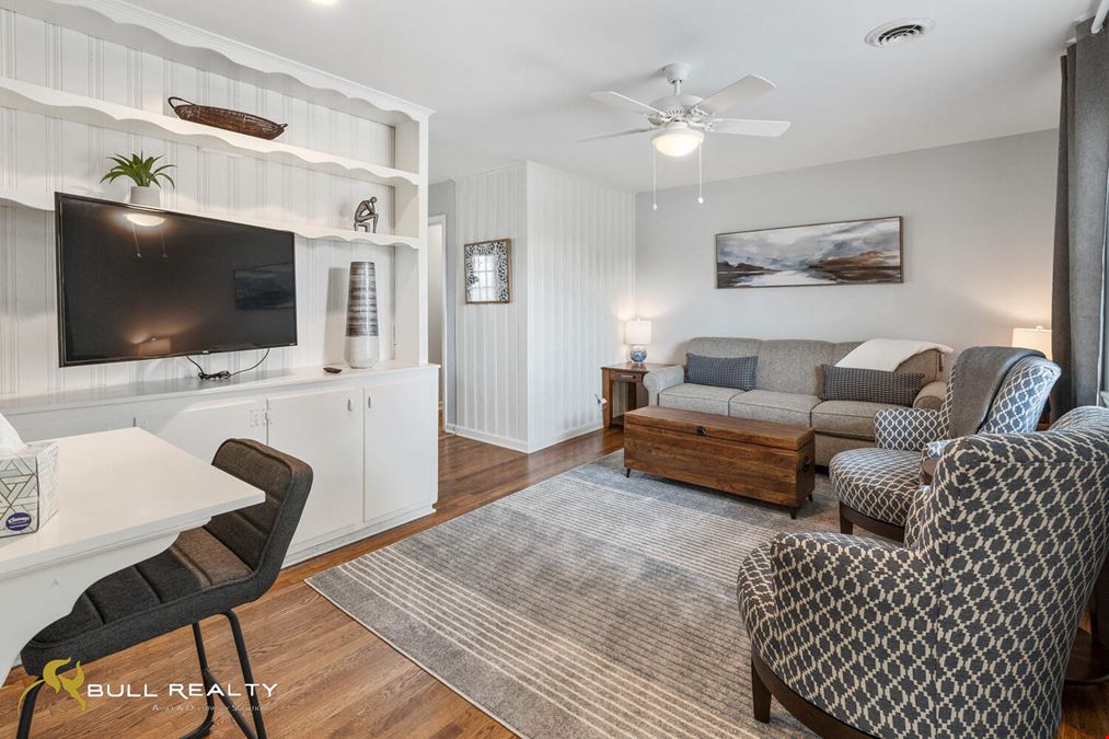 Recently Renovated Quadraplex | Fully-Furnished Short-Term Rentals | ± 3,510 SF