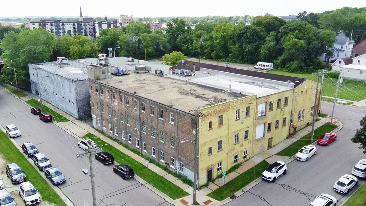 340 N Franklin St
