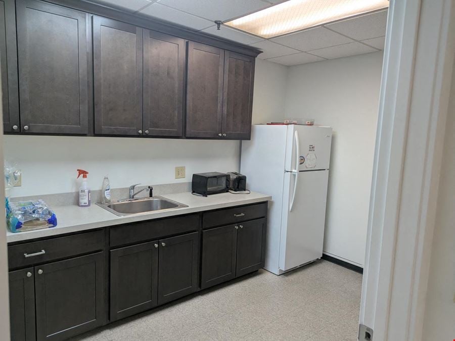 1065 Industrial Blvd
