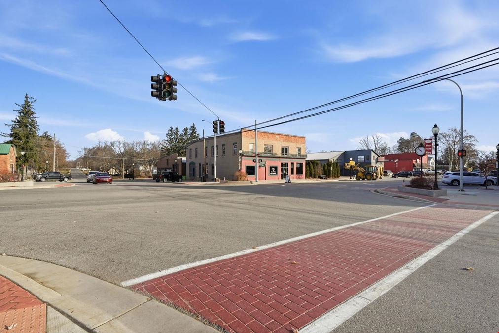 5505 Main St