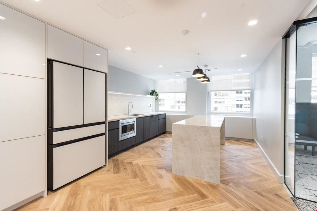 551 Fifth Ave | Fred F. French Building