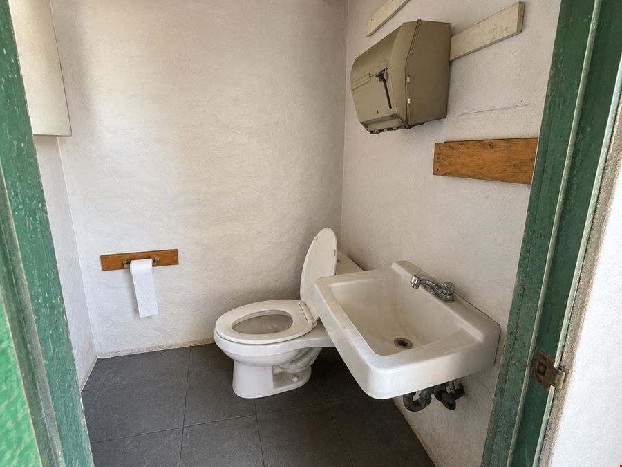 1341 W Rialto Ave, San Bernadino, CA