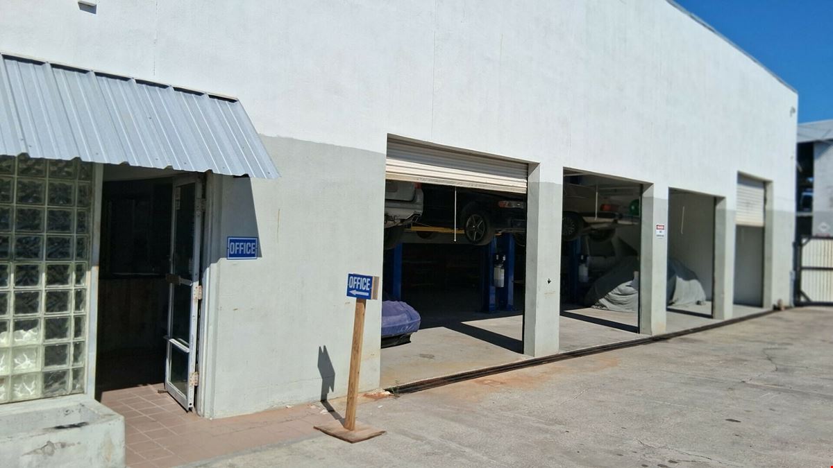 WAREHOUSE ARTS AUTO