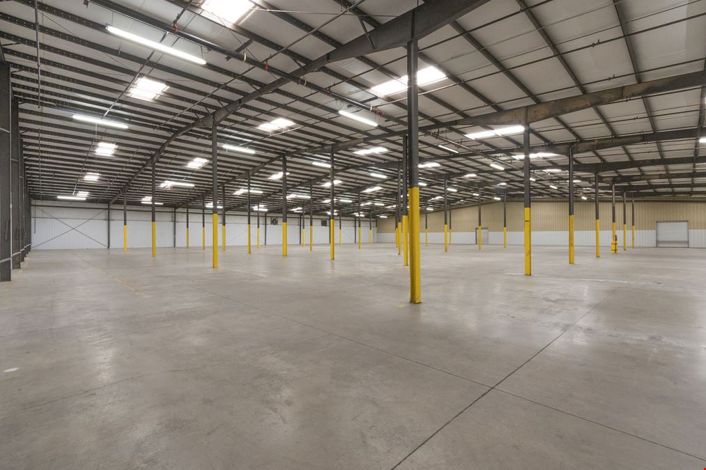 70,000 SF WAREHOUSE SPACE