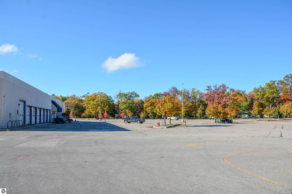 1212 W South Airport Rd