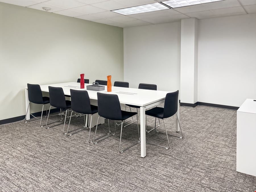 Regus - Woodbury - Hudson Rd
