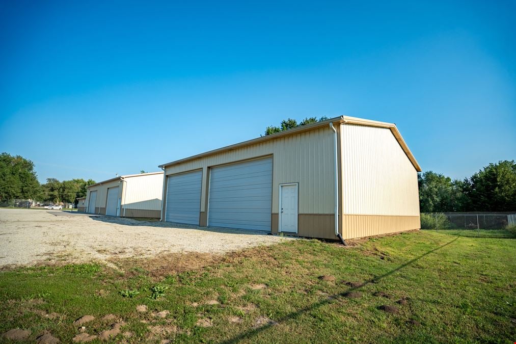 Bardominium with Shop Space