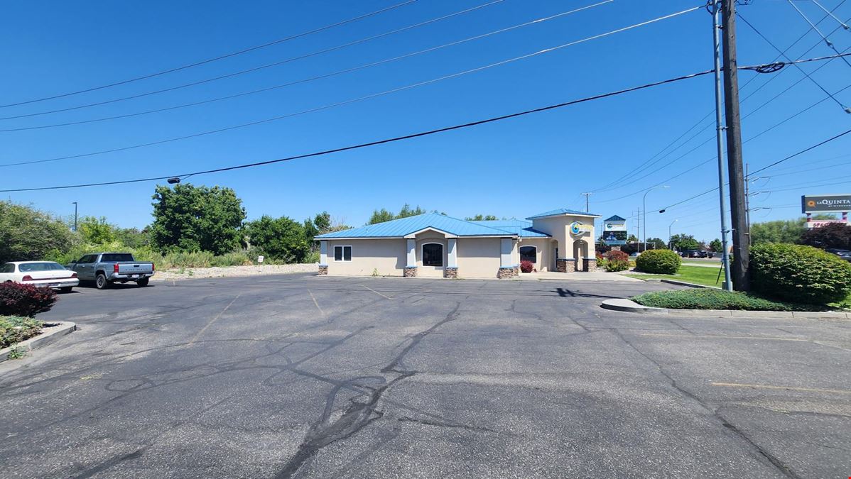 2550 S 25th E