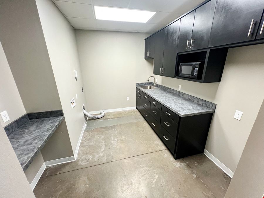 100 N Main St, Ste 103