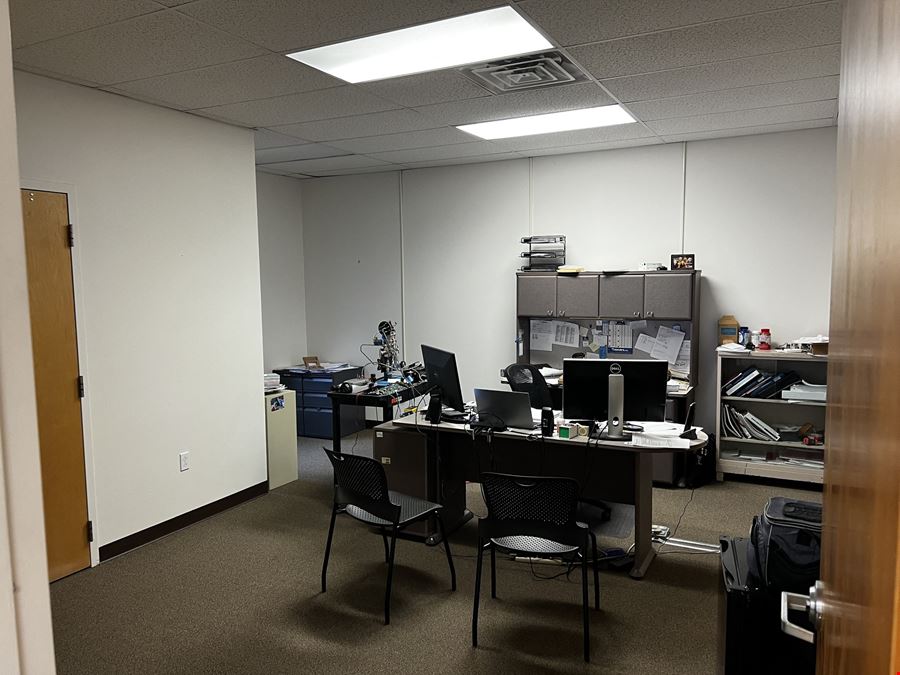 Airport Business Center