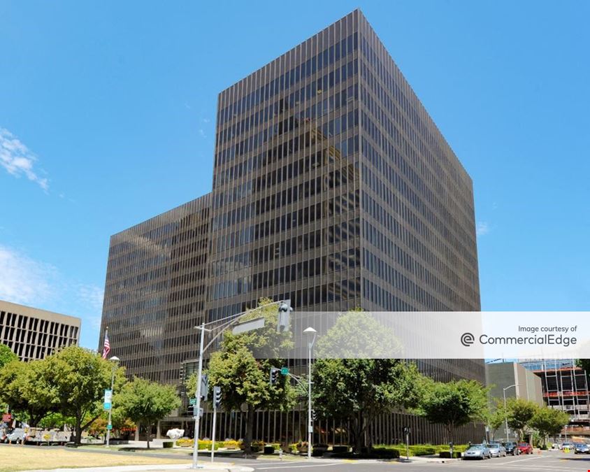 Plaza 555
