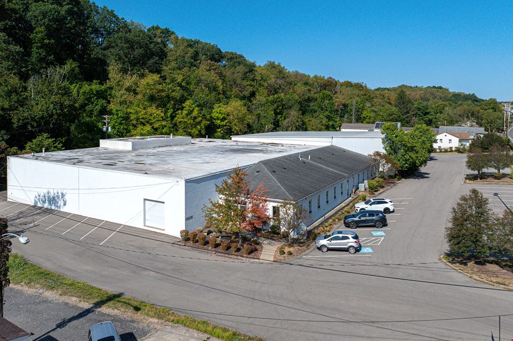 30,240 SF Industrial/Flex Building on 3.8 Acres