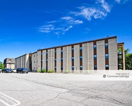 Preview of Office space for Rent at 673 Morris Avenue