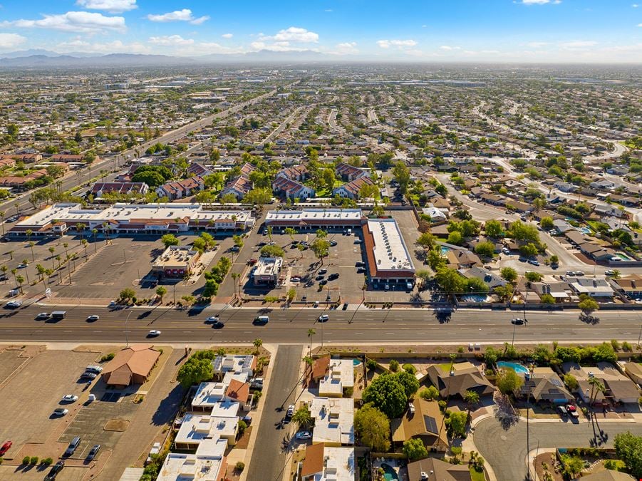 Fiesta Palms II Shopping Center