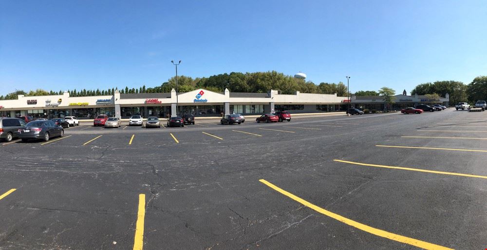 Lincoln Ridge Plaza
