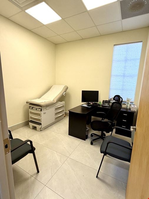 1300 City View Ctr