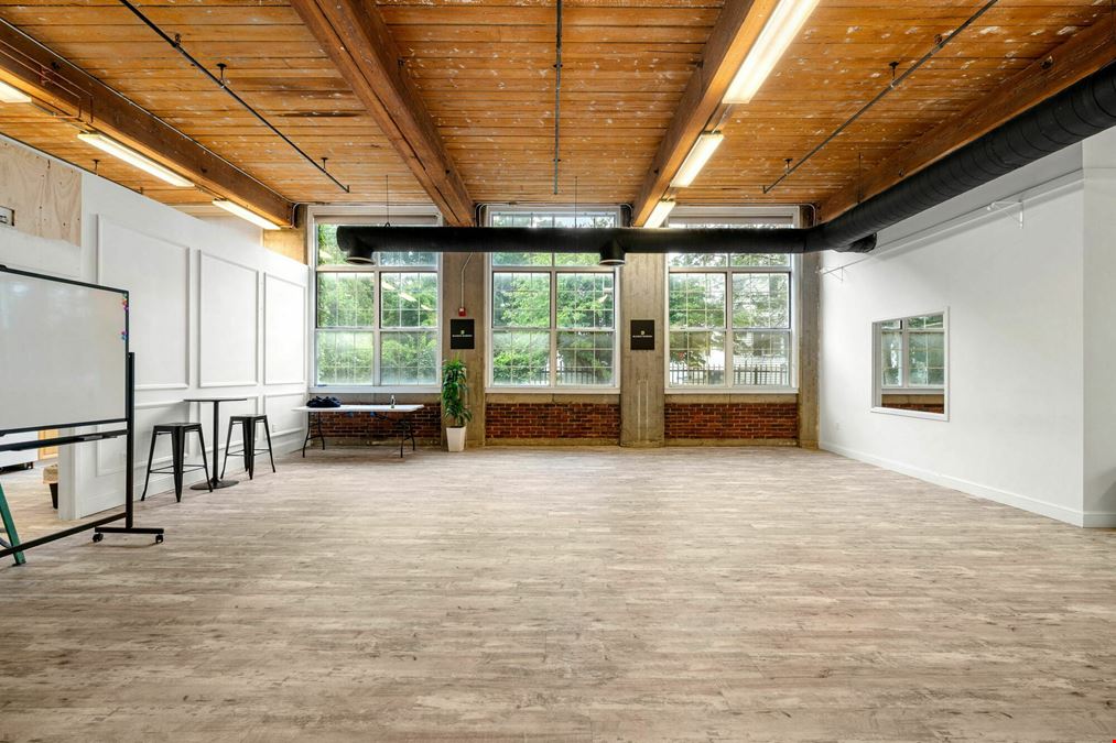 Flexible First-Floor Office Space with On-Site Parking