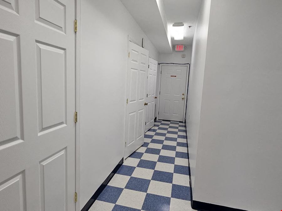 25 Bridge St unit 4