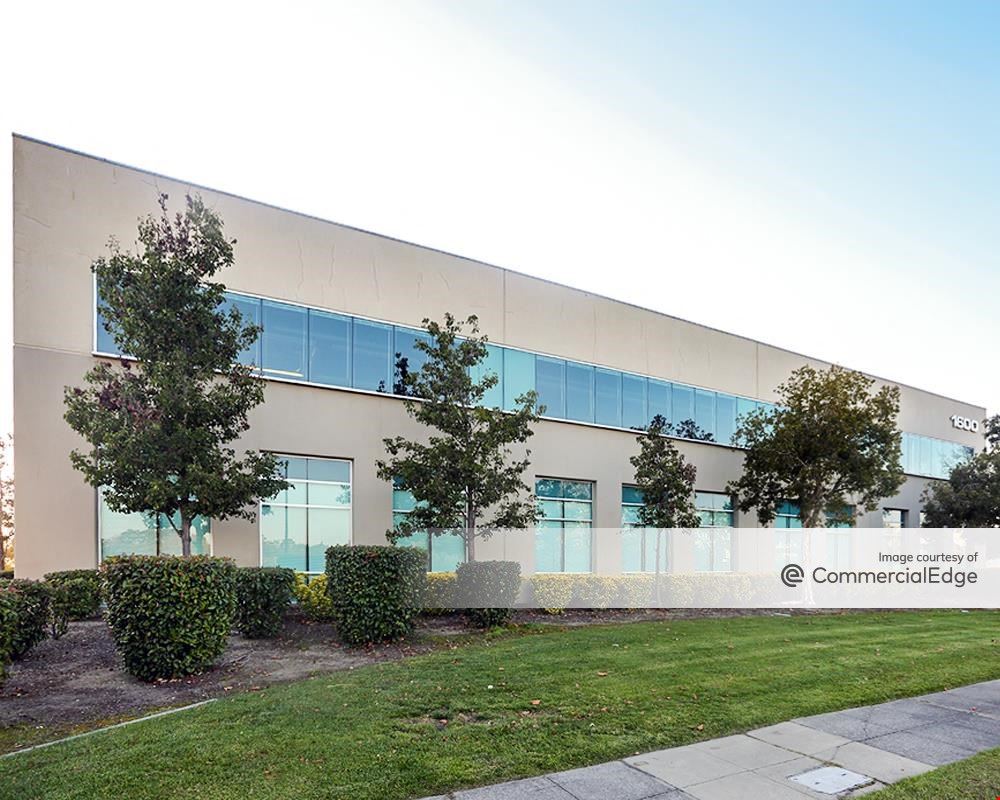 Harbor Bay Business Park - 1600 Harbor Bay Pkwy