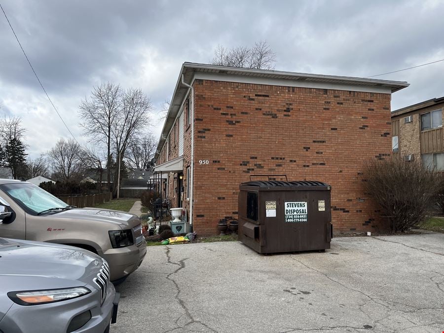 Remington Place Apartments & Townhouses