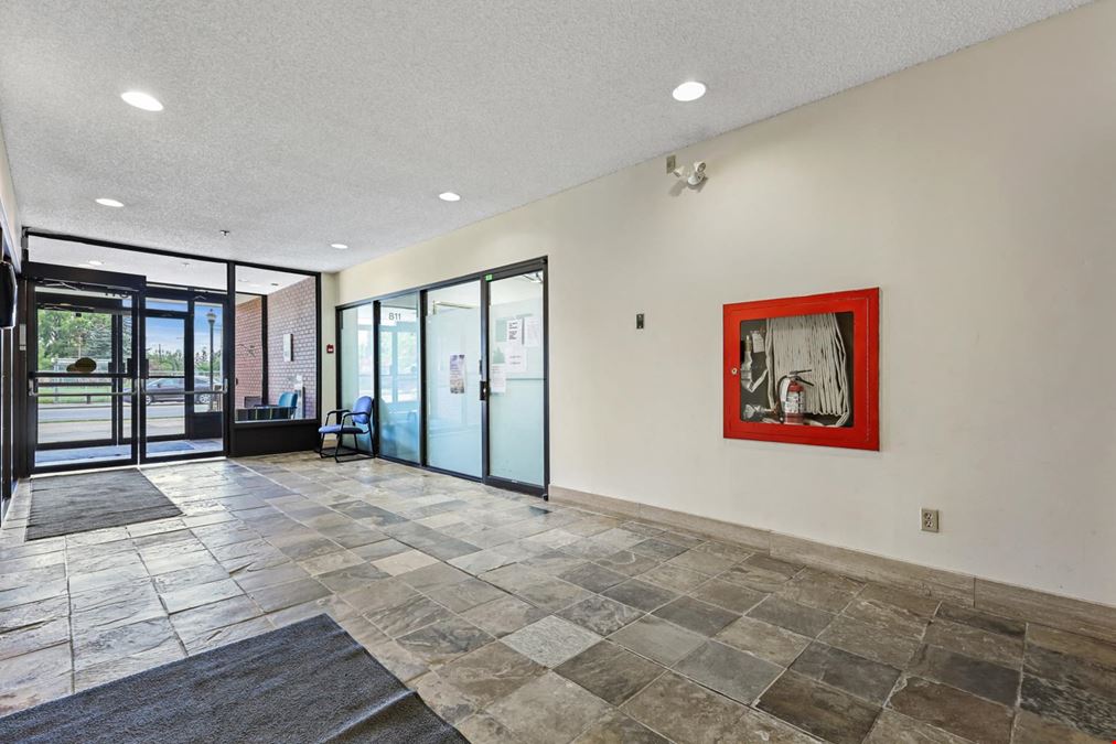 811 - 14 Street NW Plaza 14 