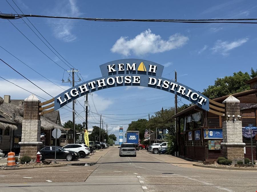 405 8th St, Kemah TX 77565- Office/Retail Opportunity
