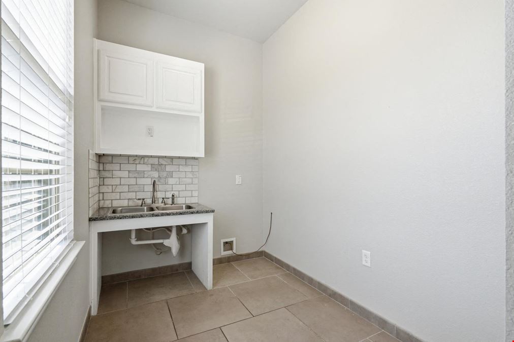 101 Bourland Rd