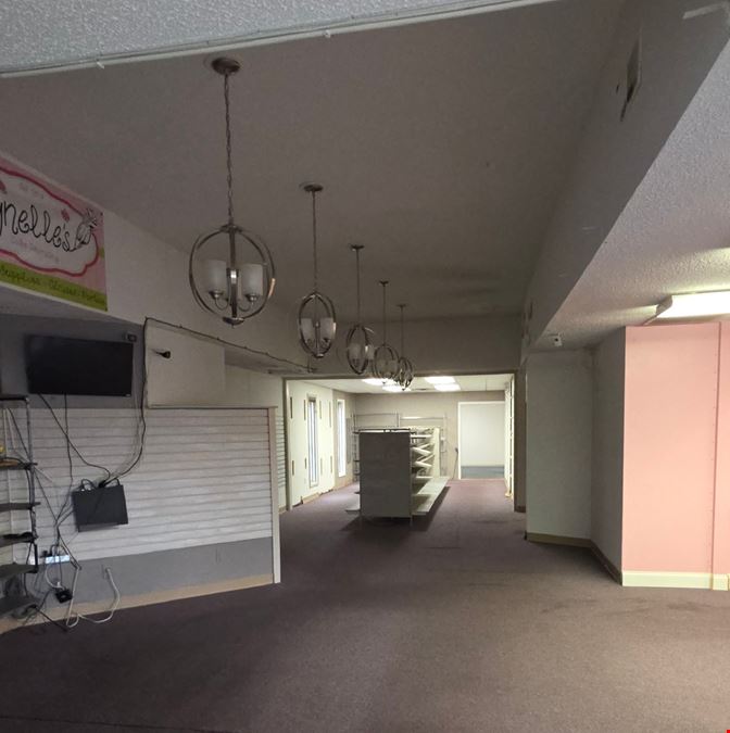 Flex/Retail Space Leeman Ferry