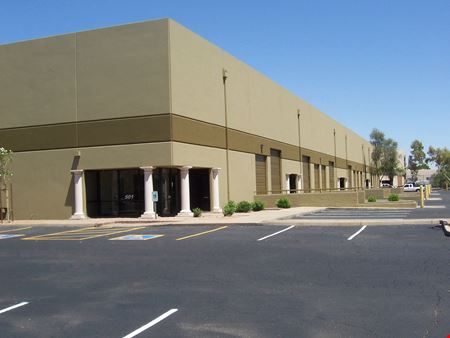 Preview of commercial space at 638 W Broadway Rd