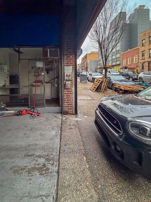 3,600 SF | 141 20th Street | Industrial Space with Mezzanine for Lease