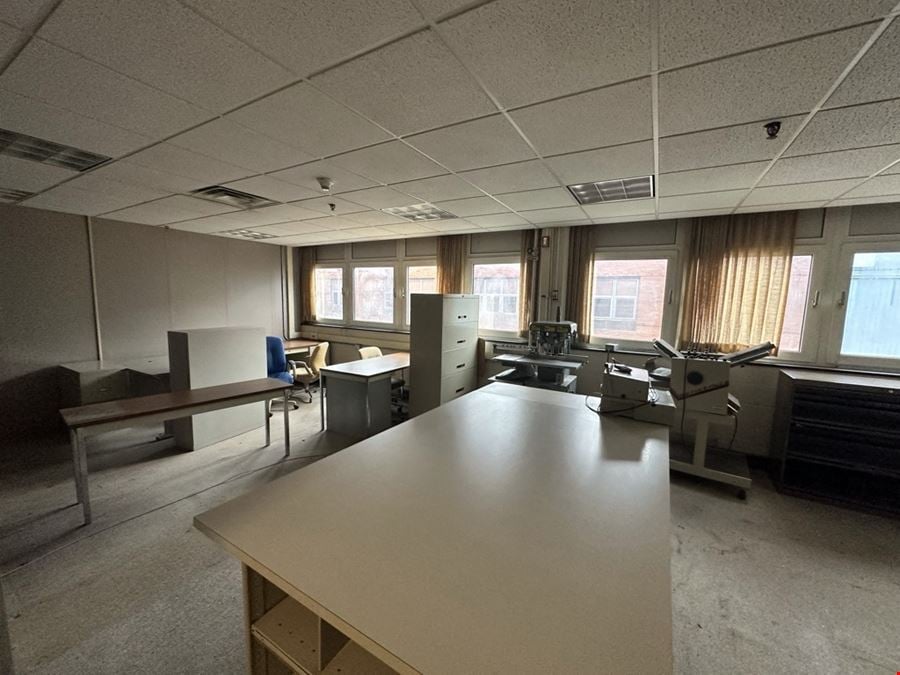 37 Coats St - 56,000+/- SF  Office Space