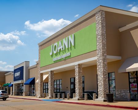 Preview of Retail space for Rent at 6634 Youree Dr
