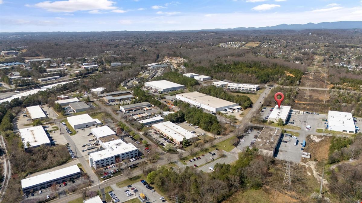 Midpark Road 2,600-22,000 SF Avail. Bus/Ind Park