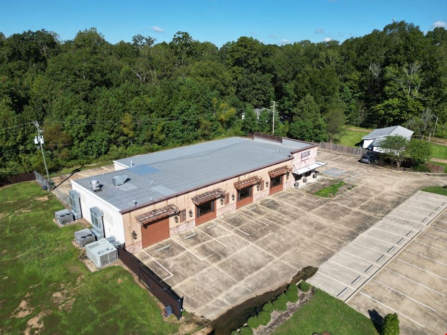 Former Doe's Restaurant - Florence, MS