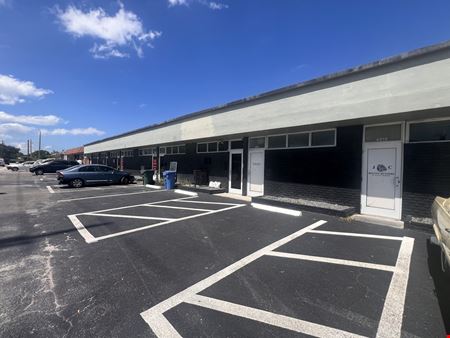 Preview of commercial space at 4318 - 4320 NE 5 Avenue