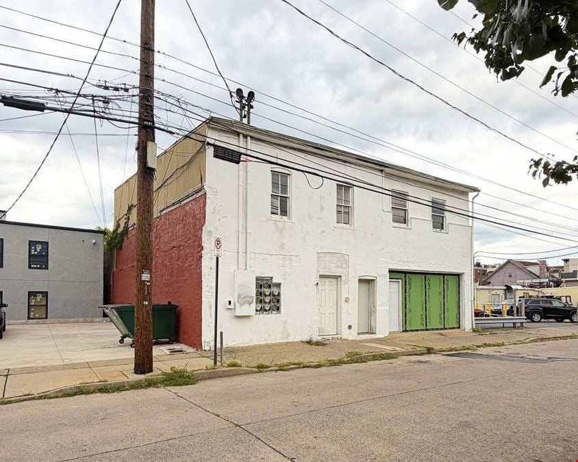 210 E 3rd St