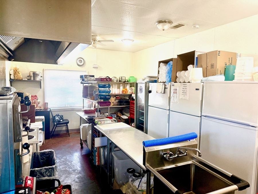 JJ's Roadside Cafe
