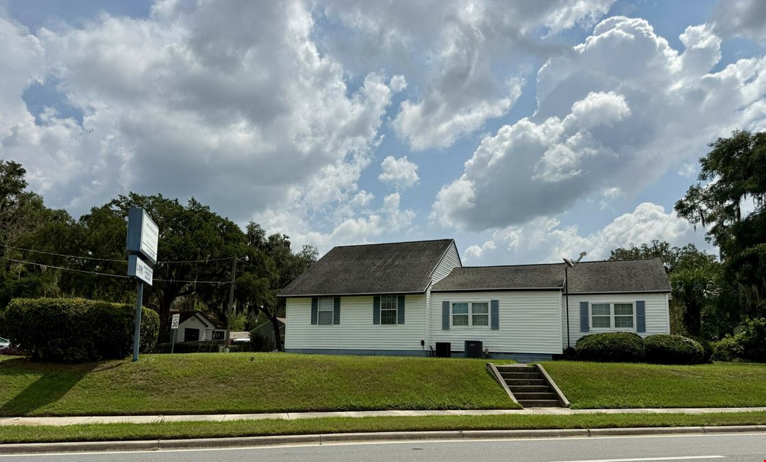 2,246sf Office + Vacant Lot Hwy 441