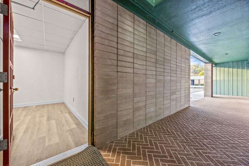 Executive Office Suites for Lease