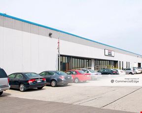 1141 West Bryn Mawr Avenue