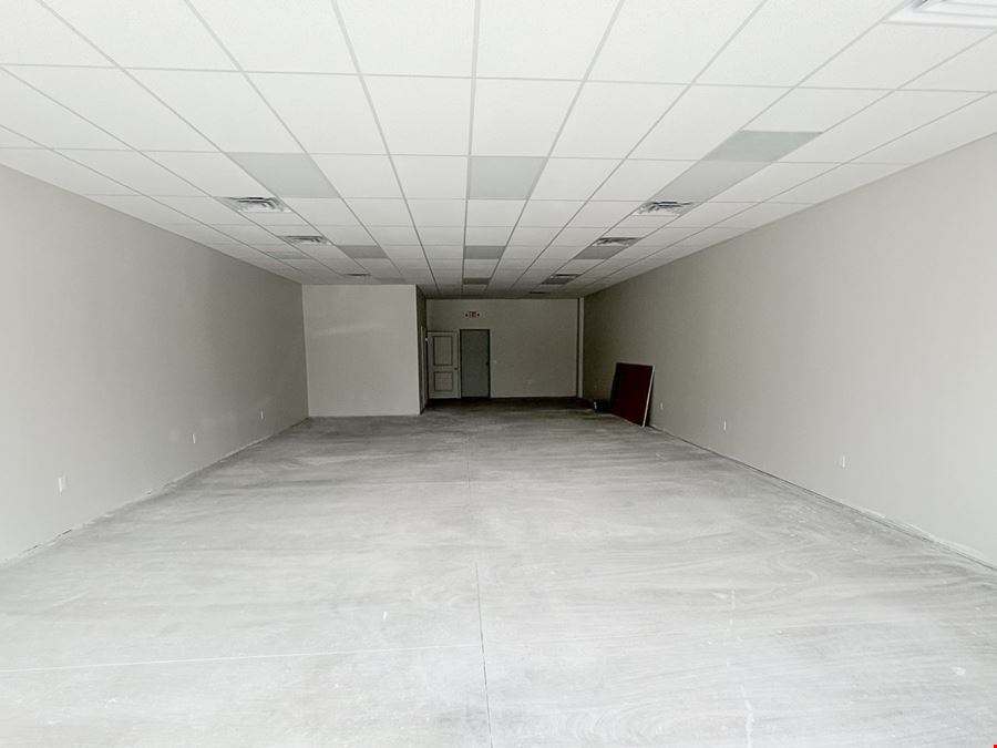 Raintree Plaza Shopping Center