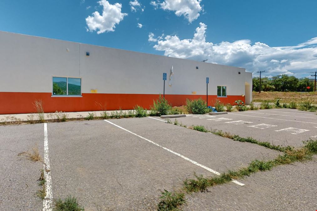 RARE PRIME TIJERAS BUILDING CLOSE TO I-40