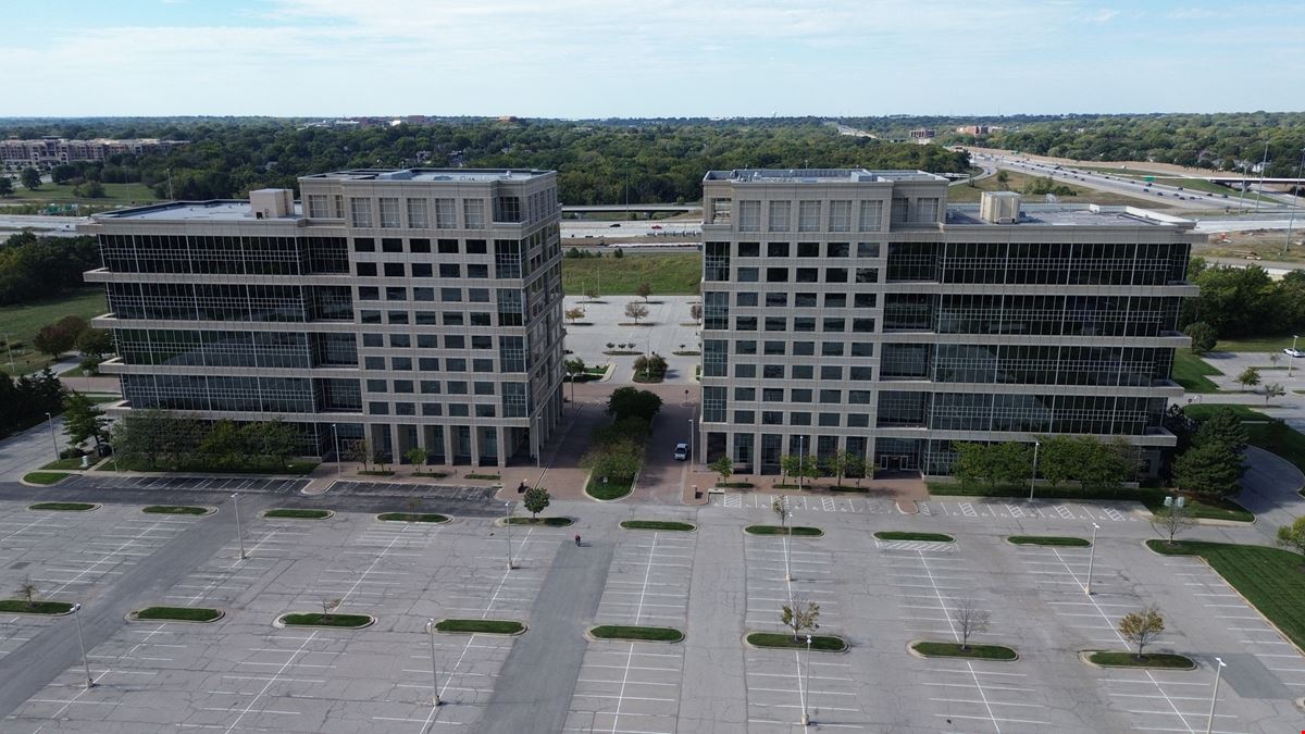82 Corporate Woods