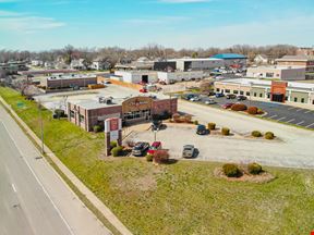 3,588 SF Freestanding Restaurant for Sale or Lease on Chestnut Expressway and Campbell