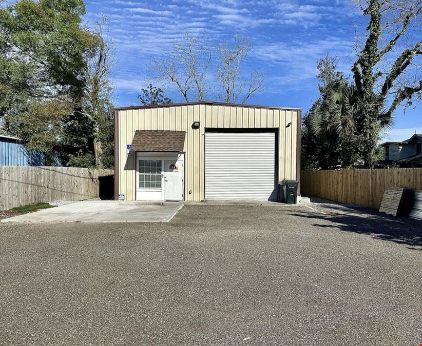 Insulated Warehouse with Upgraded Office for Lease