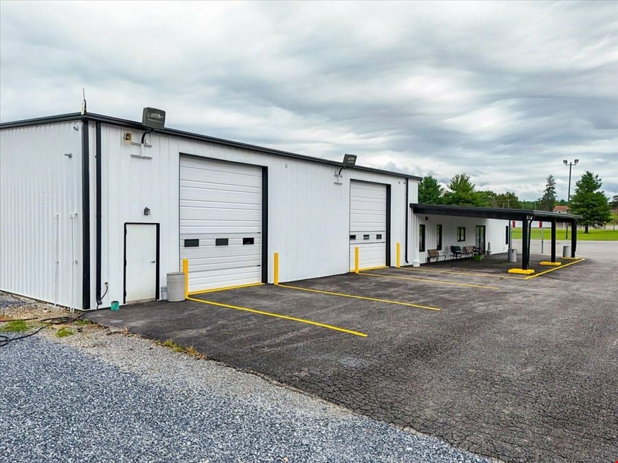 FOR LEASE