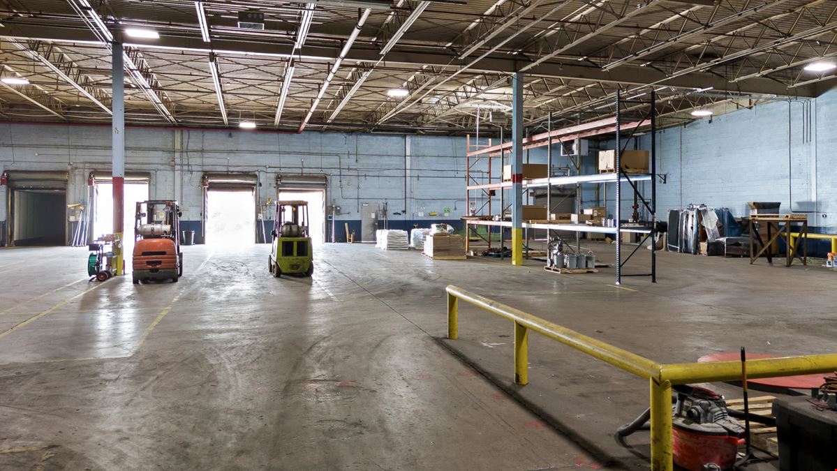 Large Warehouse Spaces Available Trenton GA